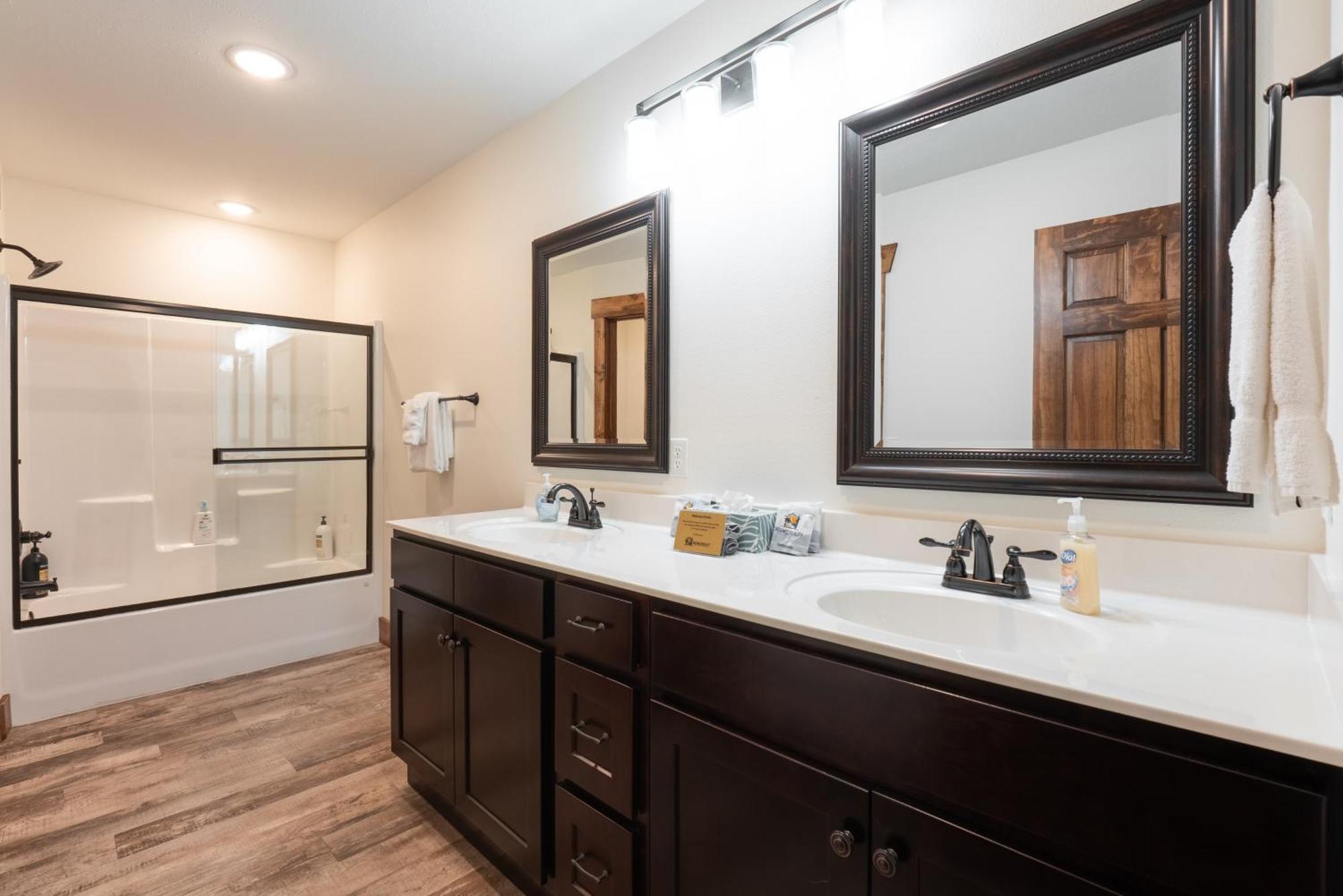 3Br Walk-In Near Silver Dollar City - Game Room - Pool - Free Tickets Included - Rr93A Branson Bagian luar foto